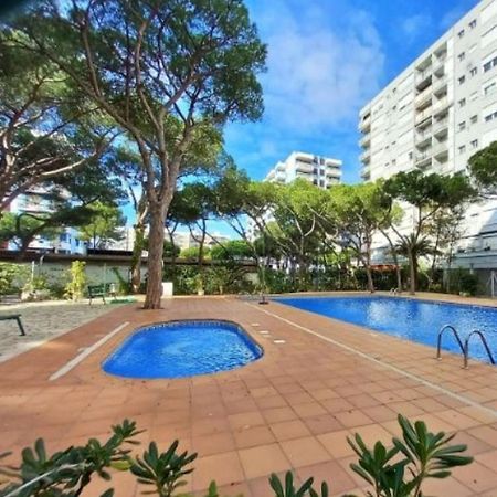 Apartamento Vacacional & Holiday บลาเนส ภายนอก รูปภาพ